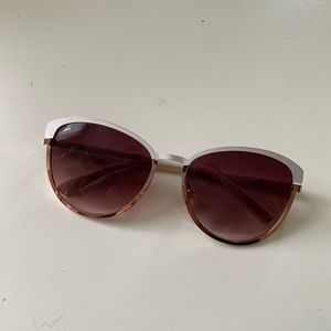 Jessica Simpson white and rose gold sunglasses